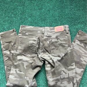 Levi's Camouflage Skinny Jeans